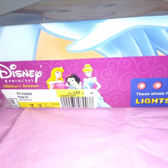 Disney Princess Toddler Light Up Aurora Belle 7 - Picture 11 of 12